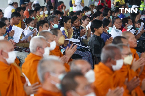 รูป-ทำบุญ สวดพระพุทธมนต์ เพื่อผู้ประสบภัยและผู้สูญหายเหตุแผ่นดินไหว กรณีตึกถล่ม-9