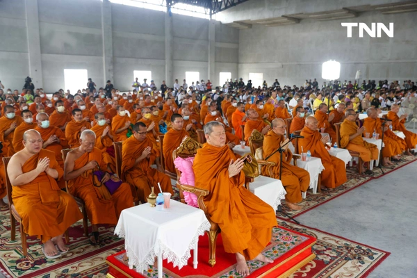 รูป-ทำบุญ สวดพระพุทธมนต์ เพื่อผู้ประสบภัยและผู้สูญหายเหตุแผ่นดินไหว กรณีตึกถล่ม-18