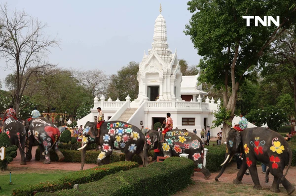 รูป-ฉุ่มฉ่ำ ชวนช้างเล่นน้ำมหาสงกรานต์เมืองกรุงเก่า-6