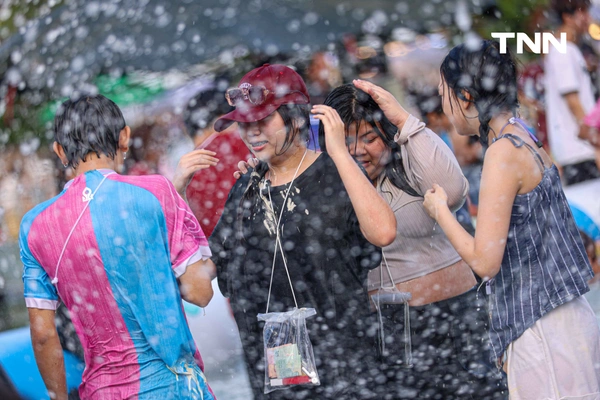 รูป-สาดความสุขสงกรานต์สนามหลวงวันแรก ชูเป้าหมาย 1 ใน 10 สุดยอดประเทศเฟสติวัลระดับโลก-14
