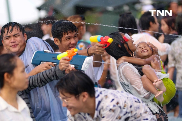 รูป-สาดความสุขสงกรานต์สนามหลวงวันแรก ชูเป้าหมาย 1 ใน 10 สุดยอดประเทศเฟสติวัลระดับโลก-18