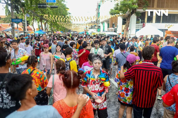 รูป-สุดอาลัย ‘ไพโรจน์ สังวริบุตร’-1