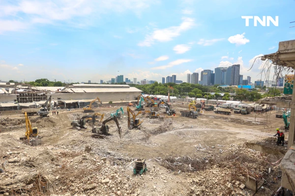 รูป-เจ้าหน้าที่พาสื่อเข้าพื้นที่ตึก สตง. ถล่ม หลังเคลียร์พื้นที่ใกล้แล้วเสร็จคาดใช้เวลา 2-3 วัน-5
