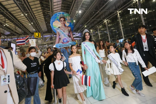 รูป-ประมวลภาพ แฟนนางงามร่วมส่ง “โอปอล-สุชาตา” ชิงมงฟ้าที่อินเดีย -25