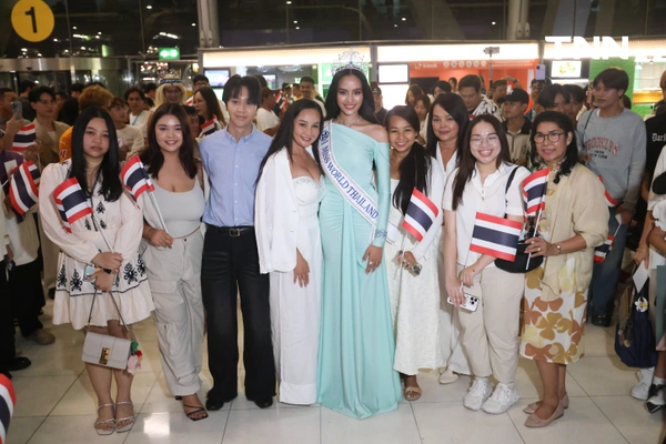 รูป-ประมวลภาพ แฟนนางงามร่วมส่ง “โอปอล-สุชาตา” ชิงมงฟ้าที่อินเดีย -20