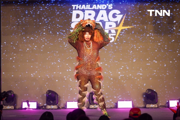 รูป-โชว์อลังการ “Thailand’s Drag Star 2025” การประกวดแดร็กรูปแบบนางงามครั้งแรกของเมืองไทย-6