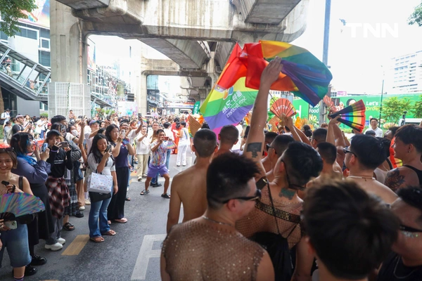 รูป-นายกฯ นำขบวนพาเหรดเปิดงาน “Bangkok Pride Parade 2025” ปักหมุดดึงดูดนักท่องเที่ยวจากทั่วโลก-20