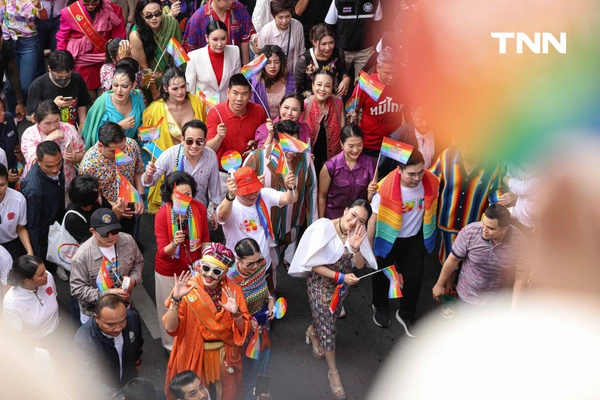 รูป-นายกฯ นำขบวนพาเหรดเปิดงาน “Bangkok Pride Parade 2025” ปักหมุดดึงดูดนักท่องเที่ยวจากทั่วโลก-32