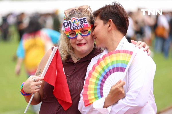 รูป-นายกฯ นำขบวนพาเหรดเปิดงาน “Bangkok Pride Parade 2025” ปักหมุดดึงดูดนักท่องเที่ยวจากทั่วโลก-29