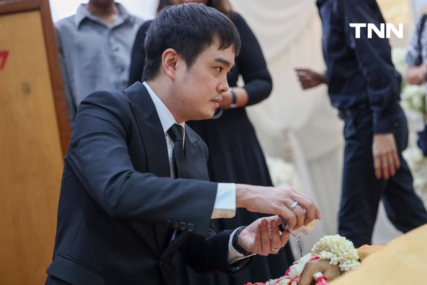 รูป-สุดอาลัย ‘ไพโรจน์ สังวริบุตร’-5