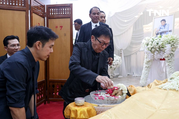 รูป-สุดอาลัย ‘ไพโรจน์ สังวริบุตร’-17