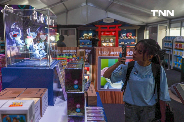 รูป-แชะภาพกับ Wisher Stitch สูง 7 เมตร พร้อม Art Toy คอลเลกชัน "Disney Wisher Series"ครั้งแรกในประเทศไทย-13