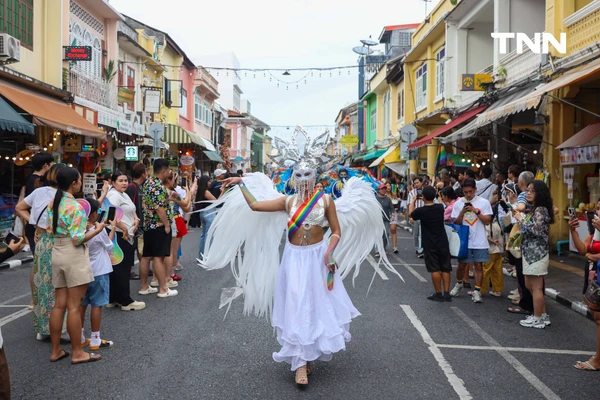 รูป-ภูเก็ตส่งท้ายงาน Pride 2025 ตื่นตากับขบวนพาเหรดสุดยิ่งใหญ่-7