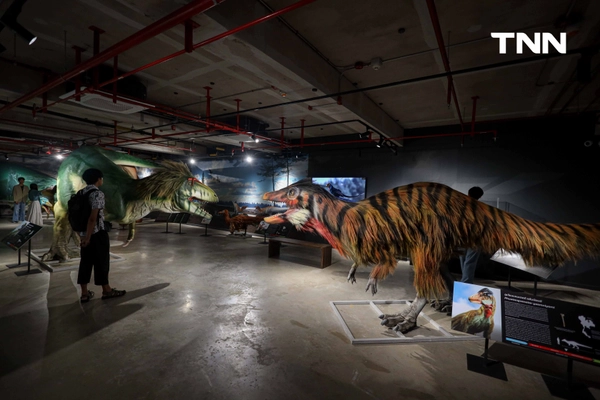รูป-‘Thainosaur’ เมื่อไดโนเสาร์ไทยกลับมามีชีวิตอีกครั้ง สมจริงทุกรายละเอียด อวดสีสันแท้ที่โลกไม่เคยรู้ -5