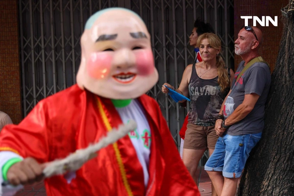 รูป-“เชิดสิงโตสองแผ่นดิน เทิดไท้องค์ราชัน” เฉลิมพระเกียรติในหลวง 73 พรรษา-23