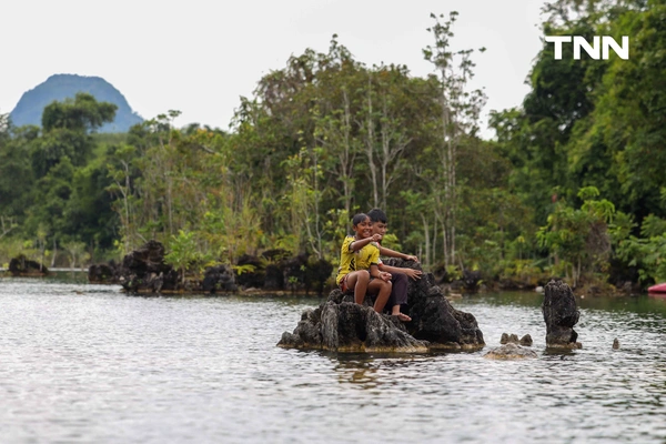 รูป-ตามรอย “Jurassic World” พายคายัคชมธรรมชาติที่ “คลองหรูด” จ.กระบี่-7