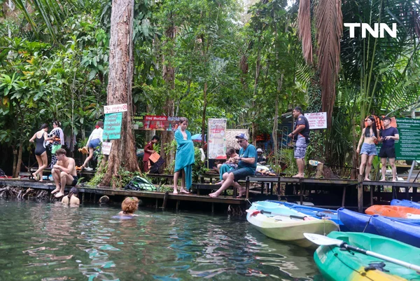 รูป-ตามรอย “Jurassic World” พายคายัคชมธรรมชาติที่ “คลองหรูด” จ.กระบี่-24