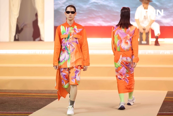รูป-“Inspiring  Andaman Textile 2025 ” โชว์ชุดผ้าไทยร่วมสมัยจากต้นทุนทางศิลปวัฒนธรรมภาคใต้ฝั่งอันดามัน-23