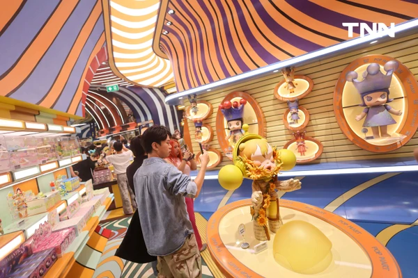 รูป-POP MART เปิดตัว Global Landmark Store แห่งแรกในไทย ริมแม่น้ำเจ้าพระยา ณ ชั้น 7 ICONSIAM-28