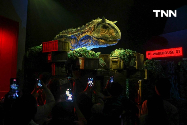 รูป-มุ่งสู่โลกดึกดำบรรพ์ Jurassic World: The Experience อิมเมอร์ซีฟสุดยิ่งใหญ่ท่ามกลางไดโนเสาร์เสมือนจริงใจกลางกรุงเทพฯ -14