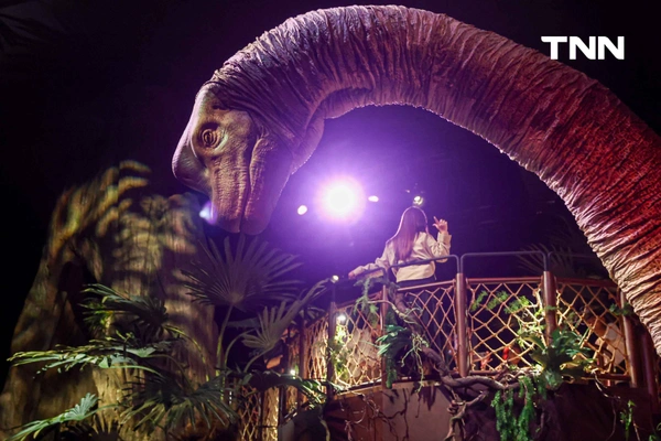 รูป-มุ่งสู่โลกดึกดำบรรพ์ Jurassic World: The Experience อิมเมอร์ซีฟสุดยิ่งใหญ่ท่ามกลางไดโนเสาร์เสมือนจริงใจกลางกรุงเทพฯ -4