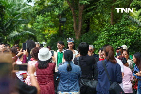 รูป-โบว์-เมลดา นางสงกรานต์ทุงสะเทวี วิน-เมธวิน ร่วมขบวนแห่สงกรานต์ไอคอนสยาม-1