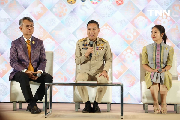 รูป-มหาดไทย เปิดตัวสมุดภาพ “สิริวัณณวรีนารีรัตนราชพัสตราภรณ์” เฉลิมพระเกียรติ 39 พรรษา สมเด็จพระเจ้าลูกเธอ เจ้าฟ้าสิริวัณณวรี นารีรัตนราชกัญญา-9