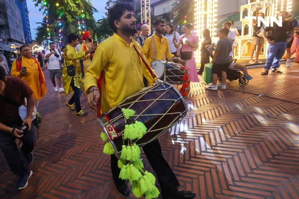 รูป-เทศกาลดิวาลี (Diwali) แสงแห่งศรัทธาและความหลากหลายในย่านพาหุรัด-32