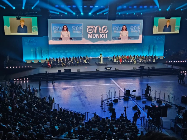 รูป-ซีพีดันพลังคนรุ่นใหม่ไทย สานต่อภารกิจเปลี่ยนโลกอย่างยั่งยืน หลัง OYW Summit 2025 ปิดฉากงดงาม-2