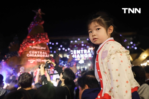 รูป-เที่ยวงานภาคเหนือหน้าหนาว “เทศกาลสีสันกาสะลอง 2025” ชม “ต้นคริสต์มาสหมอกพันวา” ถ่ายทอดอัตลักษณ์ของ 4 ชนเผ่าจากยอดดอยสูง-17