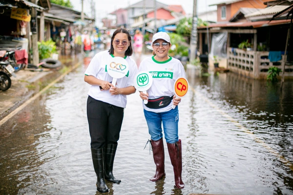 รูป-ซีพีอาสา ส่งต่อความช่วยเหลือ บรรเทาความเดือดร้อนผู้ประสบอุทกภัยพัทลุง-6