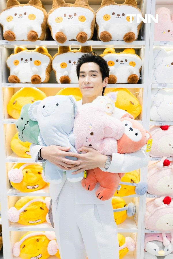 รูป-LEMONY ฉลองครบรอบ 1 ปี เปิดสาขาใหม่ เซ็นทรัลปิ่นเกล้า ดึง “เบลล่า-อาเล็ก” เสิร์ฟความสดใส พร้อมโปรโมชั่นลดทั้งร้านแบบจัดเต็ม-12