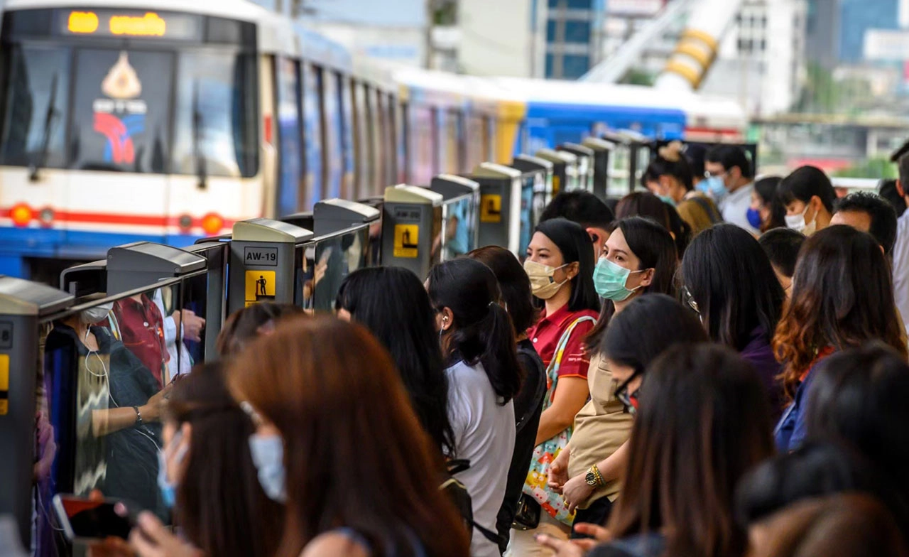 กางแผนลดค่าเดินทางคนกรุง มกรา 70 คิกออฟรถไฟฟ้าแรกเข้า 17 บาท