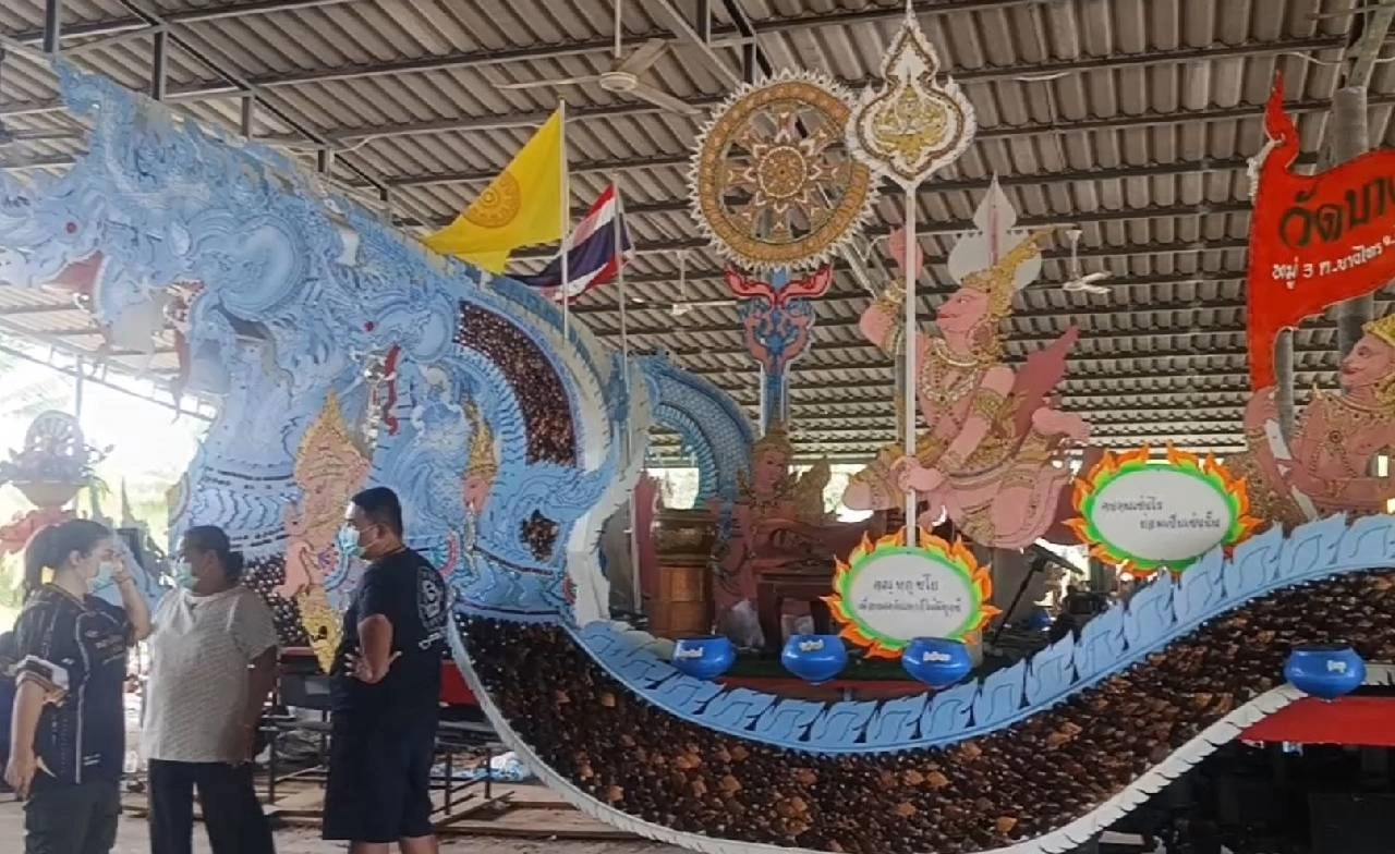"เกล็ดพญานาค"จากกะลามะพร้าว ประดับเรือพนมพระปี 69|เรื่องดีดีทั่วไทย|23–9-69