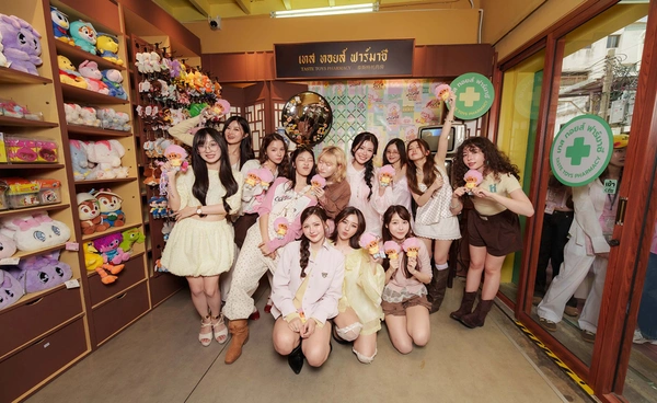 Take Toys เปิดตัว “ตุ๊ตา” คาแรกเตอร์ใหม่ พร้อมเนรมิต “เทสทอยส์ ฟาร์มาซี” กลางทรงวาด
