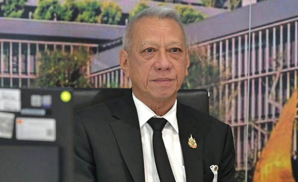 “พิพัฒน์” ยันไม่ได้หละหลวม ตรวจยาเสพติดก่อนบินออกนอกประเทศ