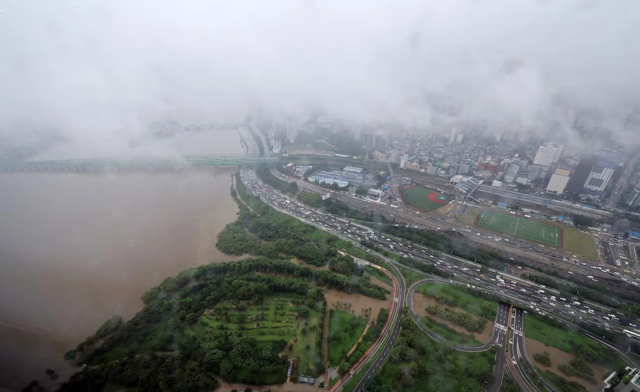 “กรุงโซล” จมน้ำ กลางฤดูใบไม้ร่วง!  ฝนถล่มหนักสุดในรอบ 119 ปี  จับตาเอลนีโญจ่อซ้ำเติมเกาหลีใต้