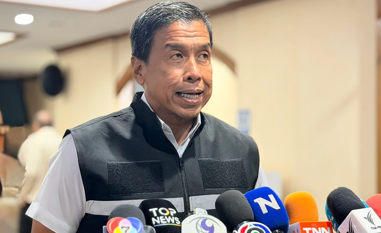 ชัชชาติ เผย น้ำท่วมเริ่มคลี่คลาย คาดพรุ่งนี้เคหะร่มเกล้าแห้งเพิ่ม 80%