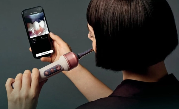 Dyson เปิดตัว Camerajet แปรงสีฟัน AI ติดกล้อง ฉีดน้ำอัตโนมัติ