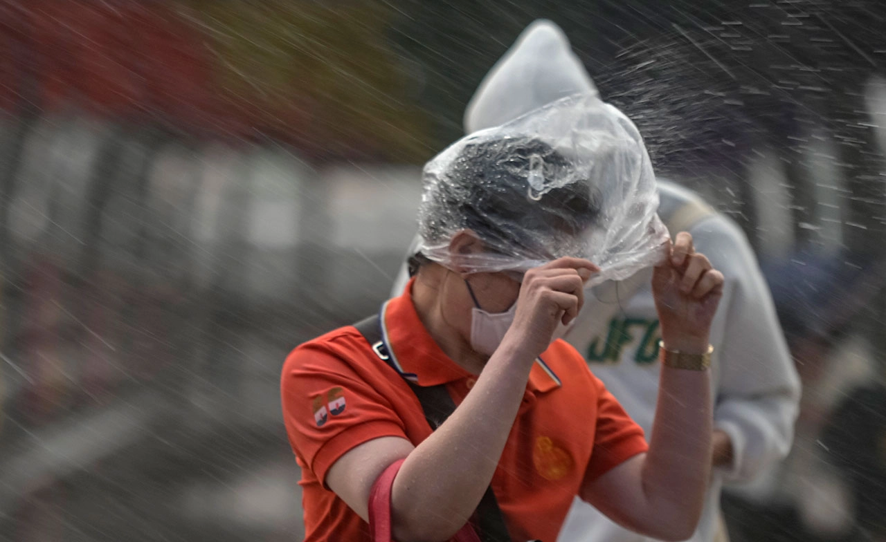 กรมอุตุฯ เตือน 5 จังหวัดภาคใต้รับมือฝนถล่ม ยังเสี่ยงน้ำท่วม