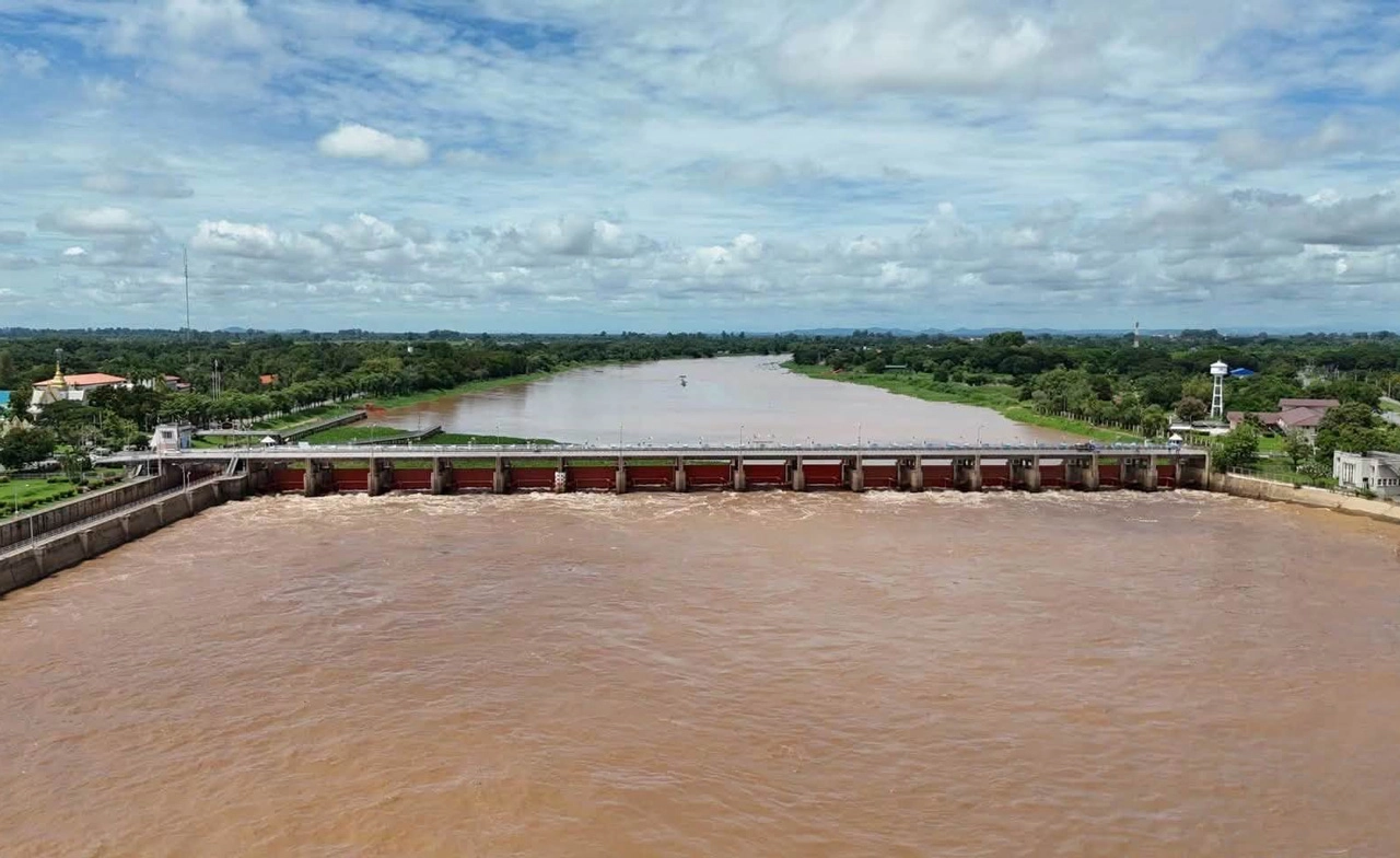 สถานการณ์น้ำวันนี้ เขื่อนใหญ่ ระบายเท่าไร ต้องจับตาจุดไหน