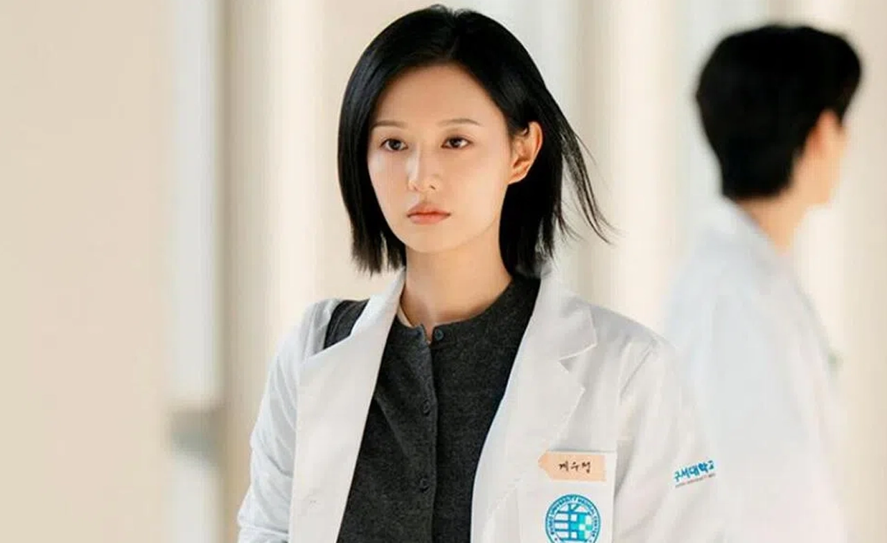 Doctor X เกาหลีเจอดราม่า ถูกหมอจริงร้องเรียน เหตุทำให้อาชีพหมอดูแย่
