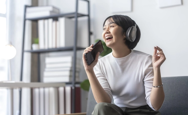 "3 วิธีดีท็อกซ์สมอง" ที่จิตแพทย์แนะนำให้ทำทุกวันหลังเลิกงาน เหนื่อยนักต้องพักให้เป็น