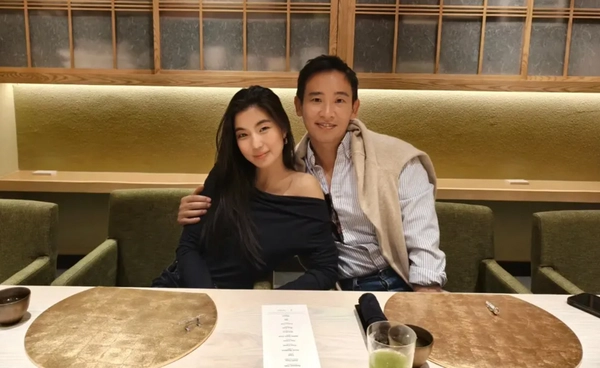 "ทิม พิธา" ลงรูปคู่ ใกล้ชิด "ก้อย อรัชพร" คอมเมนต์กลับหวานมาก