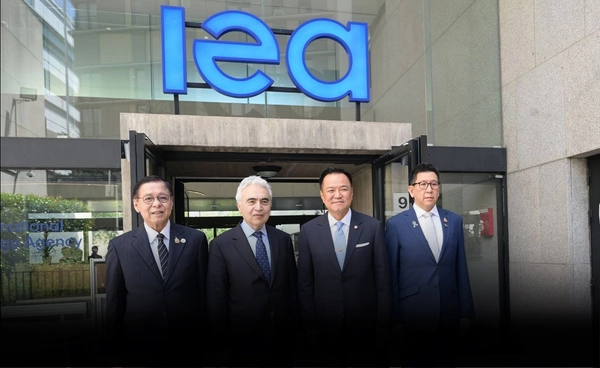 "อนุทิน" หารือ IEA รับมือวิกฤตพลังงานโลก ดันไทยสู่ศูนย์กลางพลังงานสะอาดอาเซียน