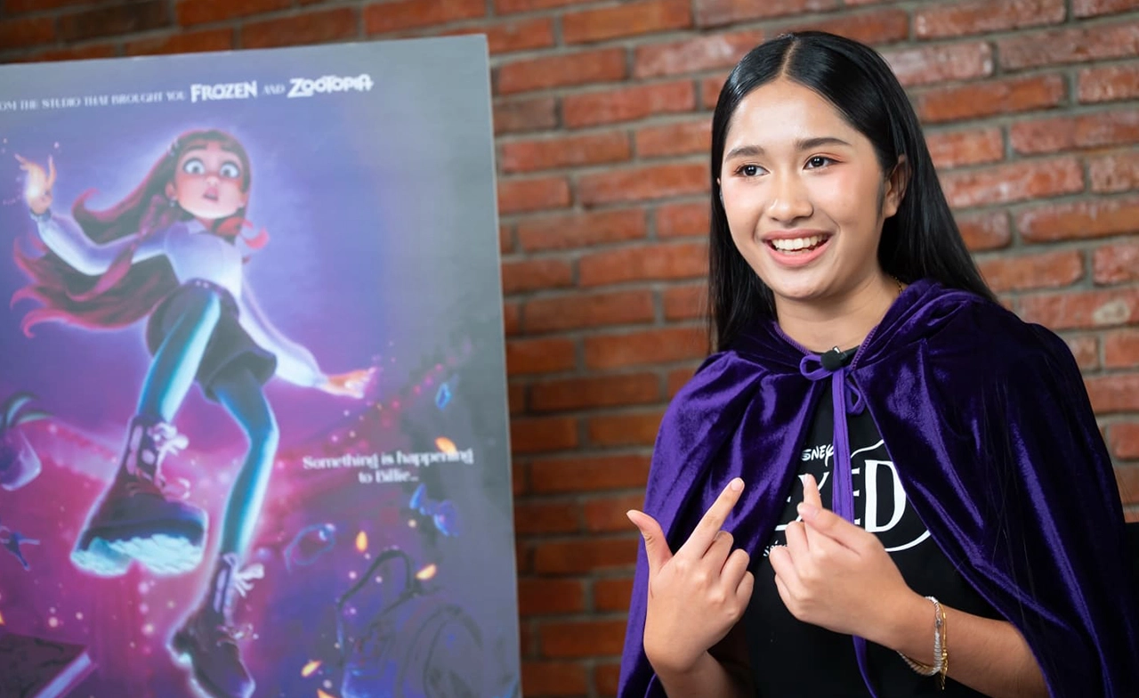 “เนเน่ รอยัล” ประเดิมงานพากย์เสียงกับบท “บิลลี่” ใน “Disney’s Hexed มหัศจรรย์เวทมนตร์อลเวง” 