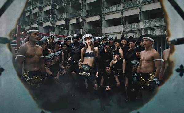 เปิดตัวปัง "ลิซ่า" จัดเต็มเพลงใหม่ "SaWaDiKa" ดัน Soft Power ไทย ยอดวิวทะลุล้าน! 