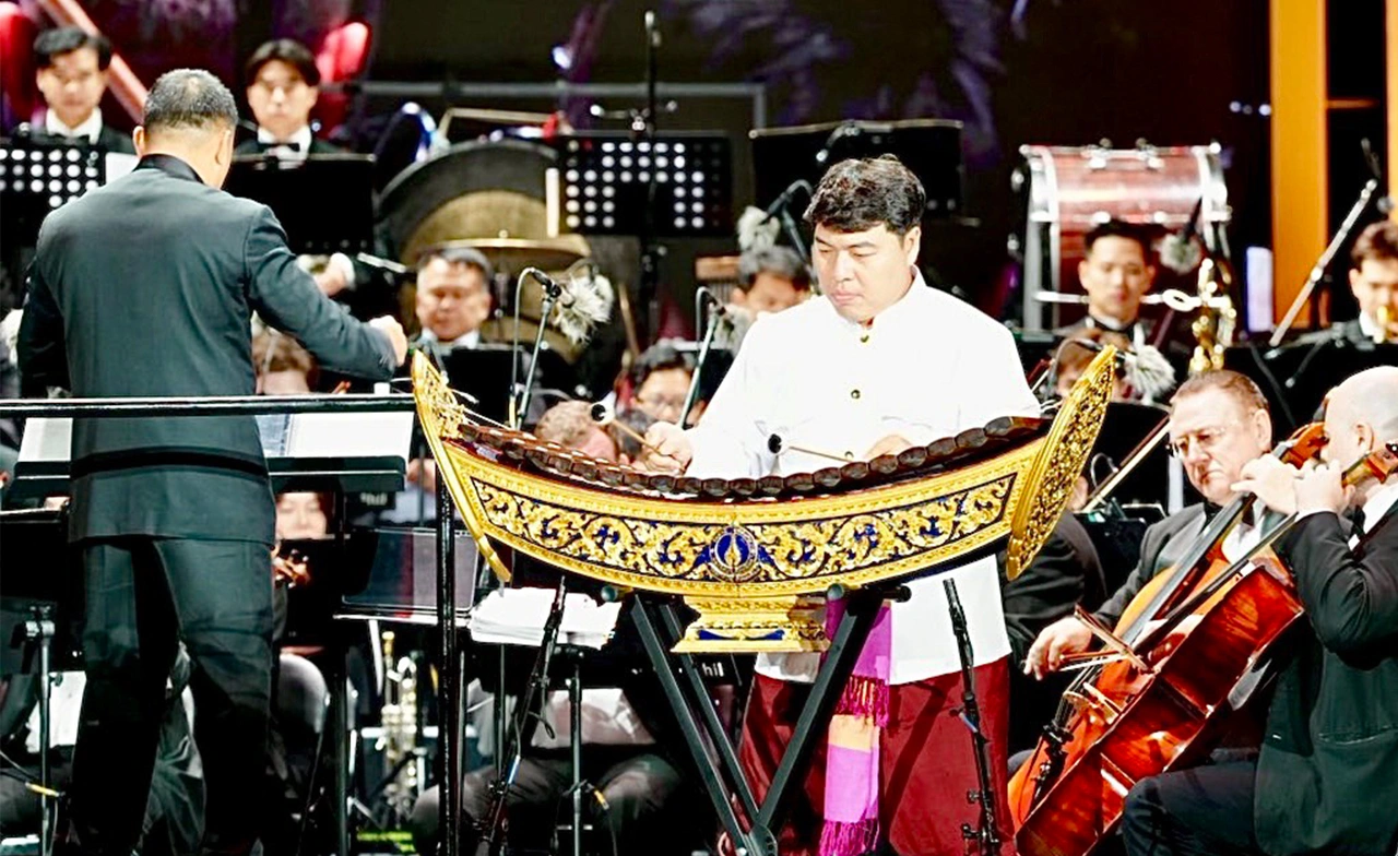 ระนาดเอกรัวกึกก้องกำแพงเมืองจีน เฉลิมฉลอง 51 ปีมิตรภาพไทย-จีน
