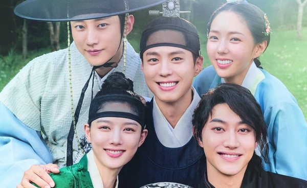  Love in the Moonlight  กลับมาอีกครั้ง พัคโบกอม-คิมยูจอง นำทีมย้อนความทรงจำในรอบ 10 ปี
