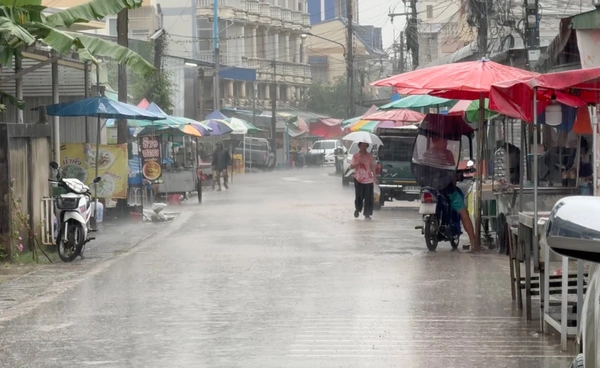 แม่สายฝนยังตก! จับตาระดับน้ำยังไม่วิกฤติ หวั่นมวลน้ำต้นน้ำเพิ่มระดับ